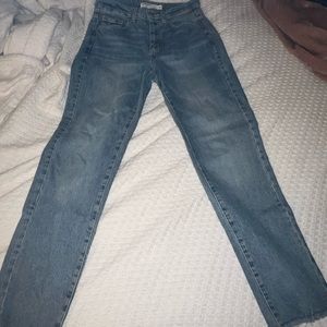 Garage jeans :Style Mom  size 01 in women’s (waist 25)